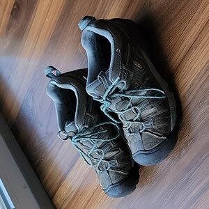 Keen Dry Waterproof 8.5 Green Gray Hiking Shoes